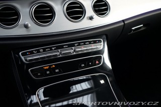 Mercedes-Benz E 220d*4M*AMG*LED*DISTRONIC 2020