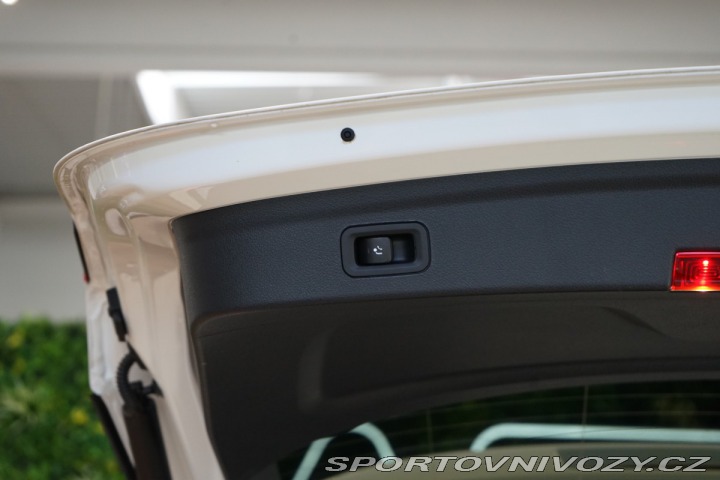 Mercedes-Benz Ostatní modely GLE 300d 4M*AMG*VZDUCH*BURM*3 2024