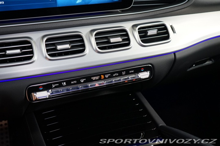 Mercedes-Benz Ostatní modely GLE 300d 4M*AMG*VZDUCH*BURM*3 2024