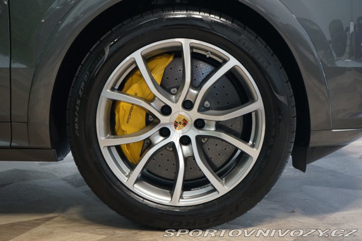 Porsche Cayenne S*MASÁŽ*MATRIX*PCCB*HUD*B 2024