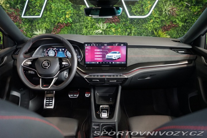 Škoda Octavia RS 195kW*FACELIFT*PANO*DCC 2024