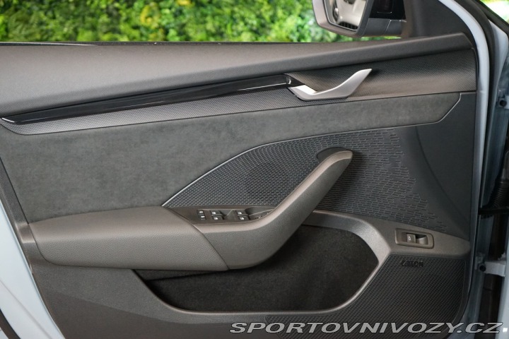 Škoda Octavia RS 195kW*FACELIFT*PANO*DCC 2024