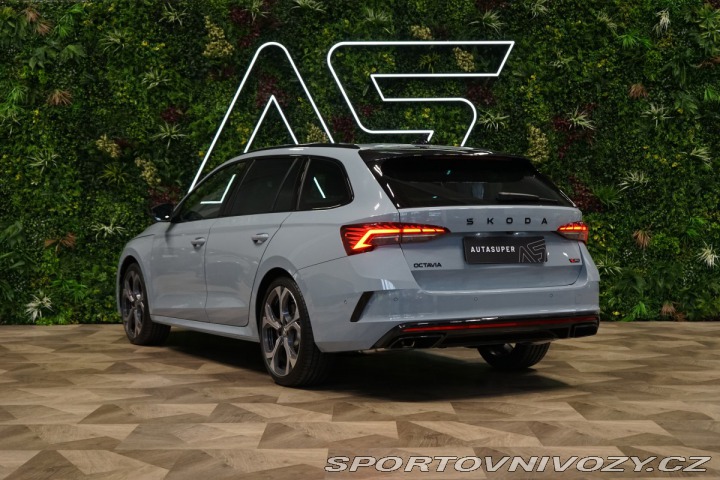 Škoda Octavia RS 195kW*FACELIFT*PANO*DCC 2024