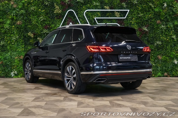 Volkswagen Ostatní modely Touareg LED*VZDUCH*HUD*360* 2020