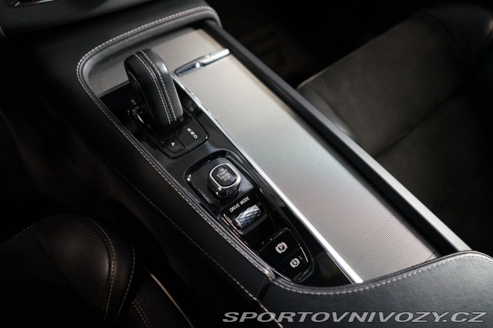 Volvo Ostatní modely XC90 T8*AWD*RECHARGE*R-DESIGN* 2020
