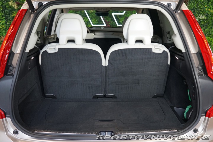 Volvo Ostatní modely XC90 T8*AWD*RECHARGE*B&W*N 2024