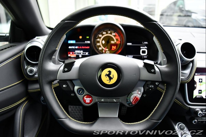 Ferrari GTC4Lusso V12 DCT P-DISPLAY LIFT 14 2018