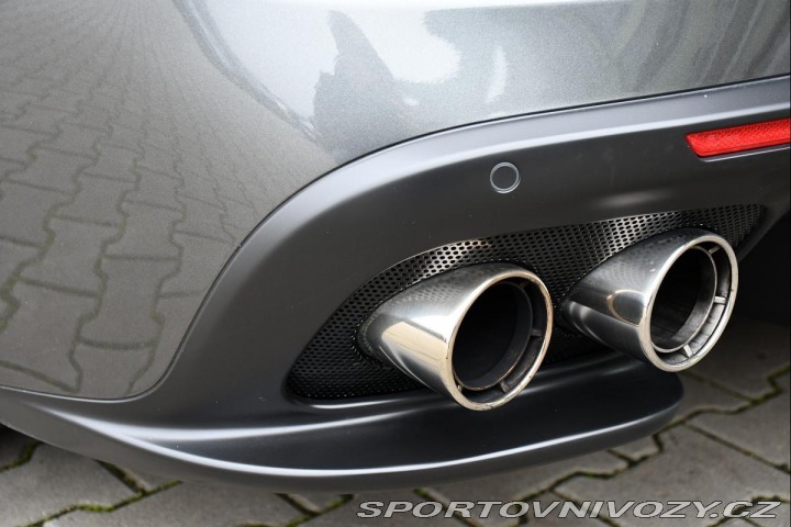Ferrari GTC4Lusso V12 DCT P-DISPLAY LIFT 14 2018