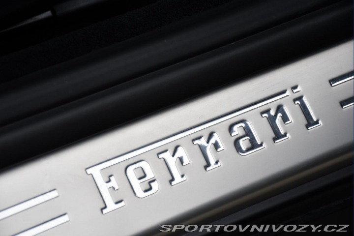 Ferrari GTC4Lusso V12 DCT P-DISPLAY LIFT 14 2018