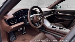 Porsche Taycan 4S Cross Turismo 2024