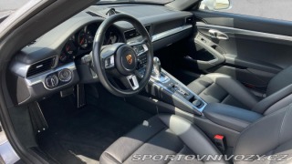 Porsche 911 Carrera Cabriolet 2017