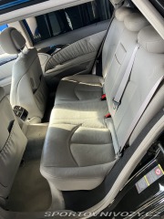 Mercedes-Benz E 2005