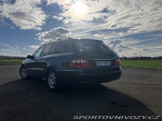 Mercedes-Benz E 2005
