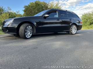 Mercedes-Benz E 2005