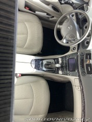 Mercedes-Benz E 2005