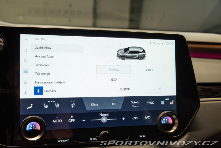 Lexus Ostatní modely RX 450h plus Executive+ 5let/160tkm zá 2023
