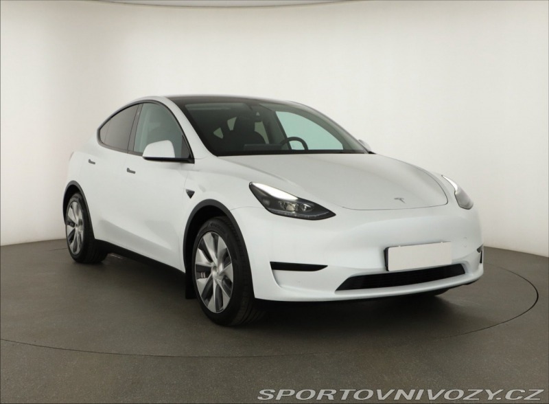 Tesla Model Y . RWD LFP 60kWh