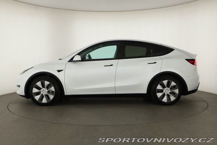 Tesla Model Y . RWD LFP 60kWh 2023