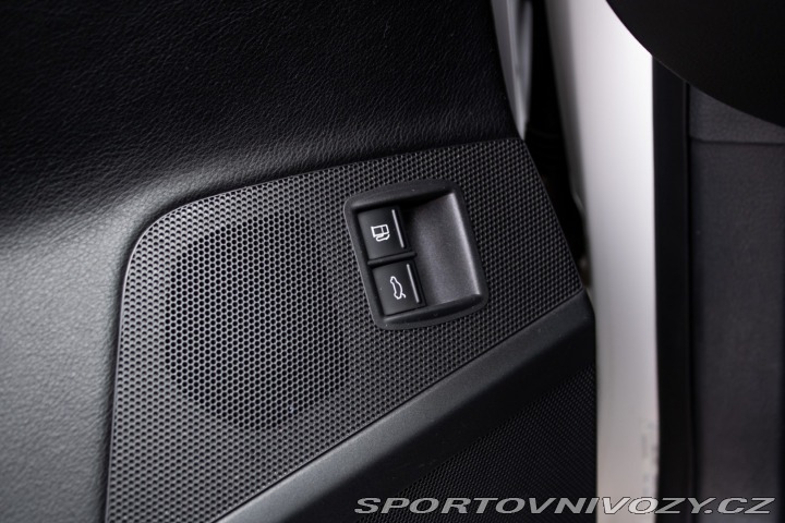 Volkswagen CC R-Line 2.0 TDI, A/T 2014