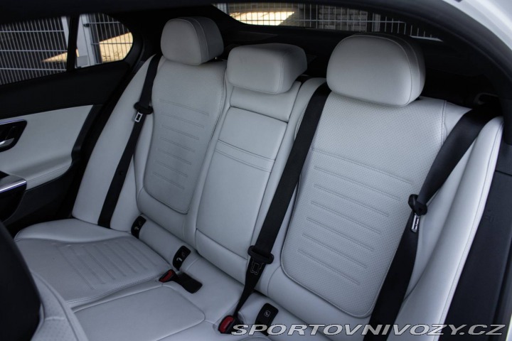 Mercedes-Benz C 300 d mHEV 4MATIC A/T 2022