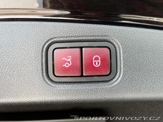 Mercedes-Benz E 300d AMG*KeyLess*Burmeste 2020