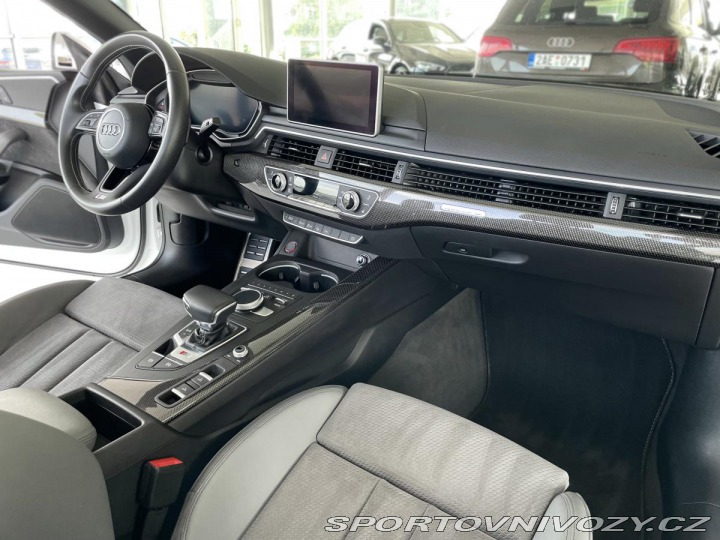 Audi S5 3,0TFSI Q*360Kamery*REZER 2017
