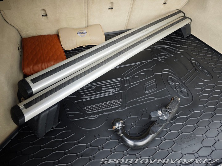 Volvo Ostatní modely XC60 2.4 D4 Summum AWD Polesta 2016