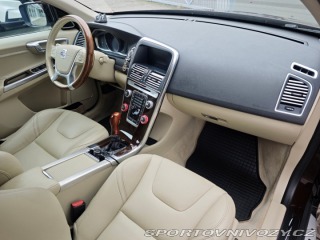 Volvo Ostatní modely XC60 2.4 D4 Summum AWD Polesta 2016