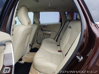 Volvo Ostatní modely XC60 2.4 D4 Summum AWD Polesta 2016