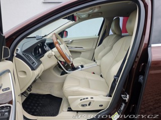 Volvo Ostatní modely XC60 2.4 D4 Summum AWD Polesta 2016