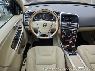 Volvo Ostatní modely XC60 2.4 D4 Summum AWD Polesta 2016