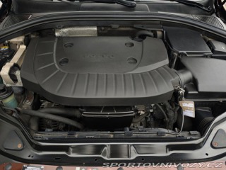 Volvo Ostatní modely XC60 2.4 D4 Summum AWD Polesta 2016