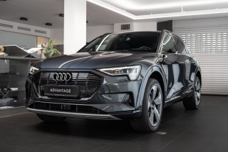 Audi  e-tron 55 quattro/Advanced