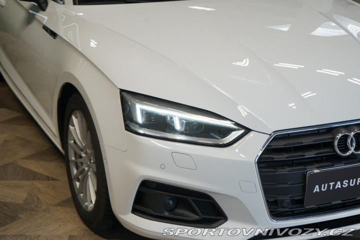 Audi A5 Coupe Kamera ACC Tažné 2017