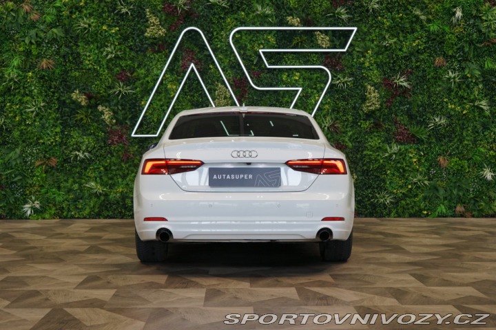 Audi A5 Coupe Kamera ACC Tažné 2017