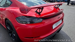 Porsche Cayman GT4 2023