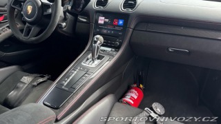 Porsche Cayman GT4 2023