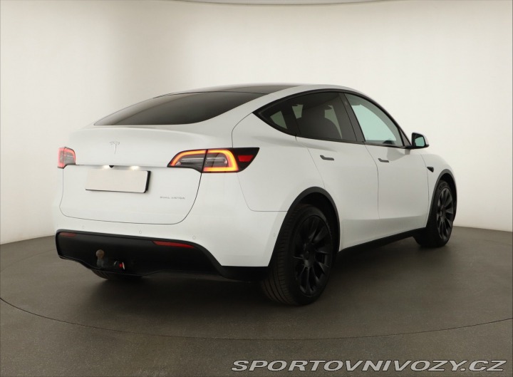 Tesla Model Y Long Range AWD 79kWh 2022