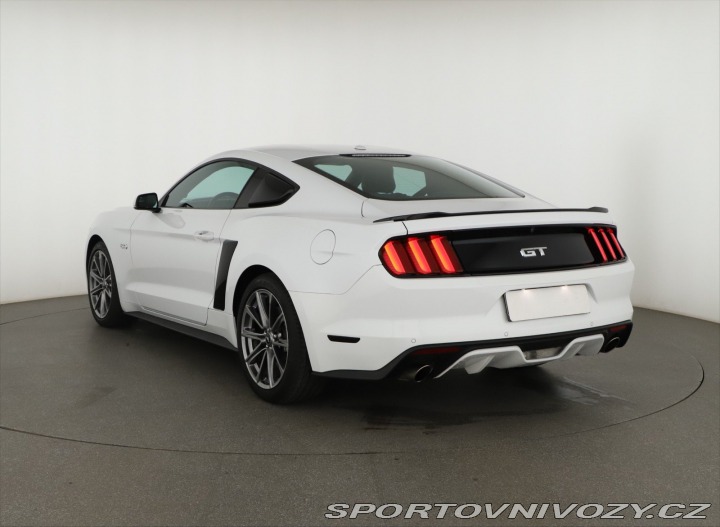 Ford Mustang GT V8 5.0 2016