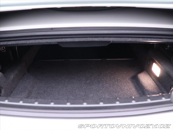 BMW 4 2,0 140kw Sport DPH CZ Ků 2019