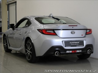 Toyota GR86 2,4 234k. Dynamic 5170 km 2023