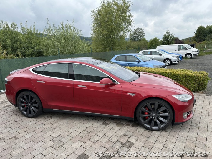 Tesla Model S REZERVOVÁNO, SP85D 4x4 FR 2015