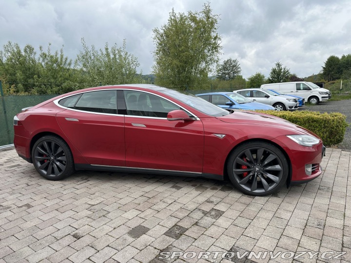 Tesla Model S REZERVOVÁNO, SP85D 4x4 FR 2015