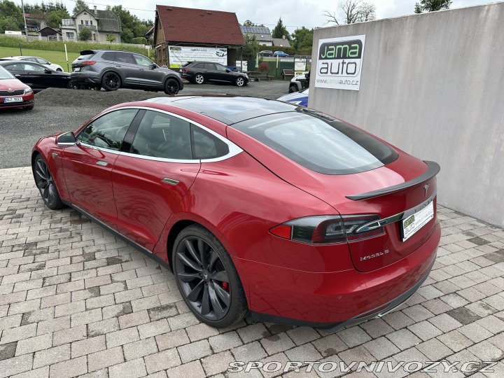 Tesla Model S REZERVOVÁNO, SP85D 4x4 FR 2015
