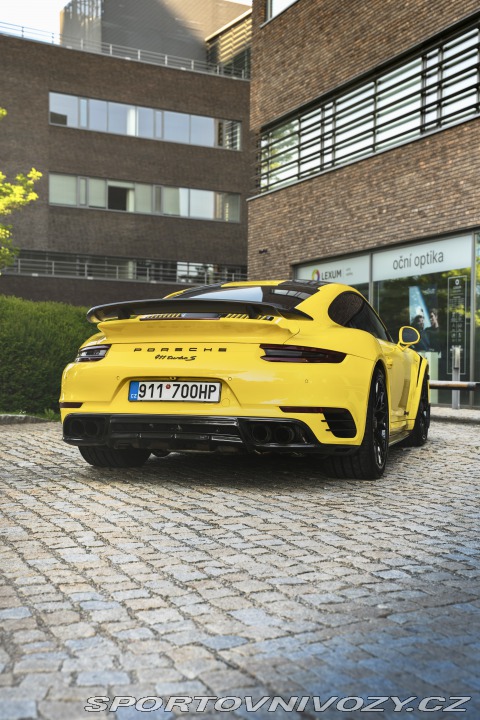 Porsche 911 Turbo s 2015