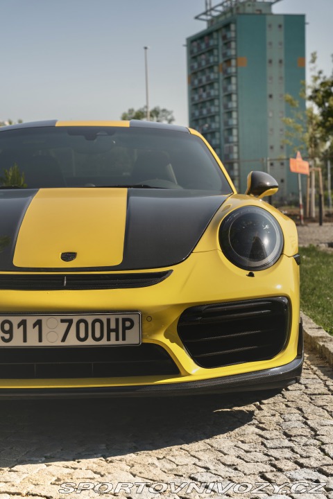 Porsche 911 Turbo s 2015