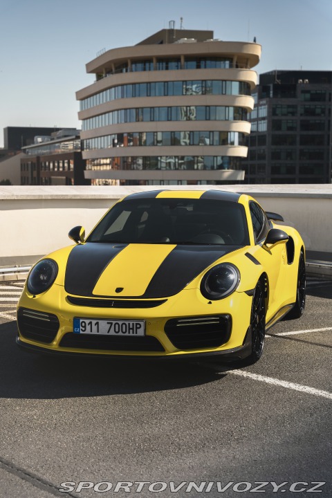Porsche 911 Turbo s 2015