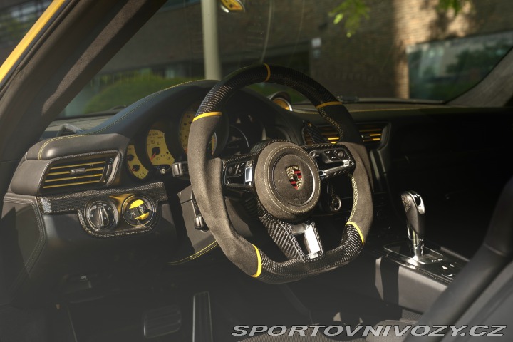 Porsche 911 Turbo s 2015