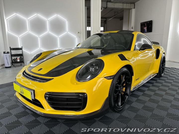 Porsche 911 Turbo s 2015