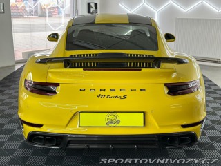Porsche 911 Turbo s 2015